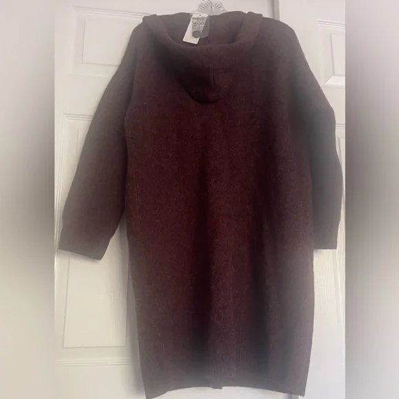 Uniqlo Women's Hooded Wool Cardigan Jacket Oversized Sz Small Wine Burgundy NWT - Picture 3 of 5
